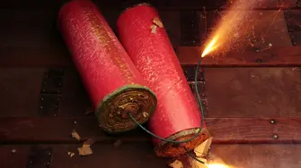 Десетки хиляди настояват за забрана на безконтролната продажба на пиратки и фойерверки