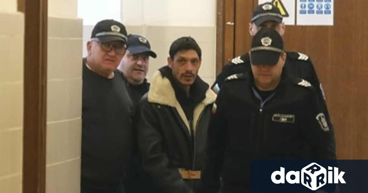 З5 годишният Валентин Василев от кв Надежда пребил с метална