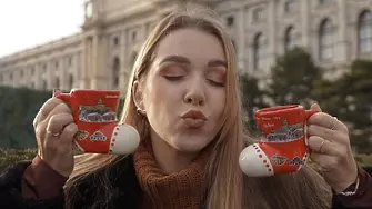 „Да, скъпо е понякога, но коледните базари носят уют, който не можеш да купиш“