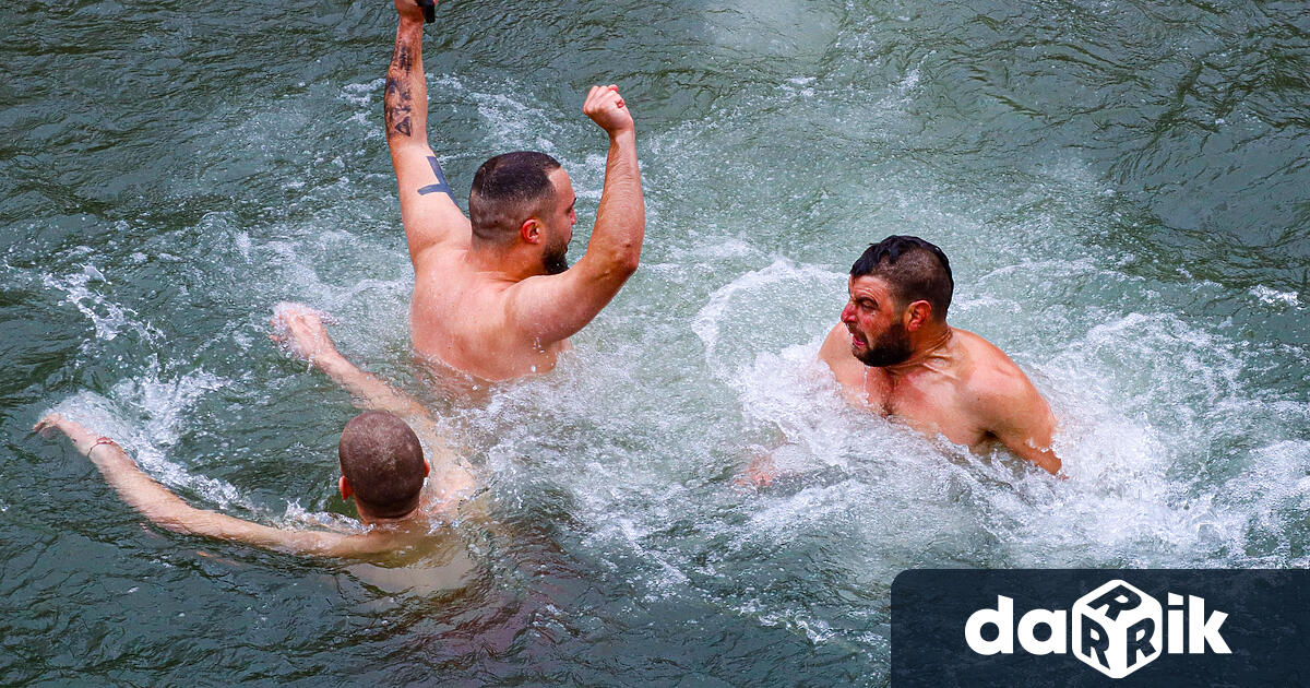 В община Левски отново беше почетена традицията на големия християнски