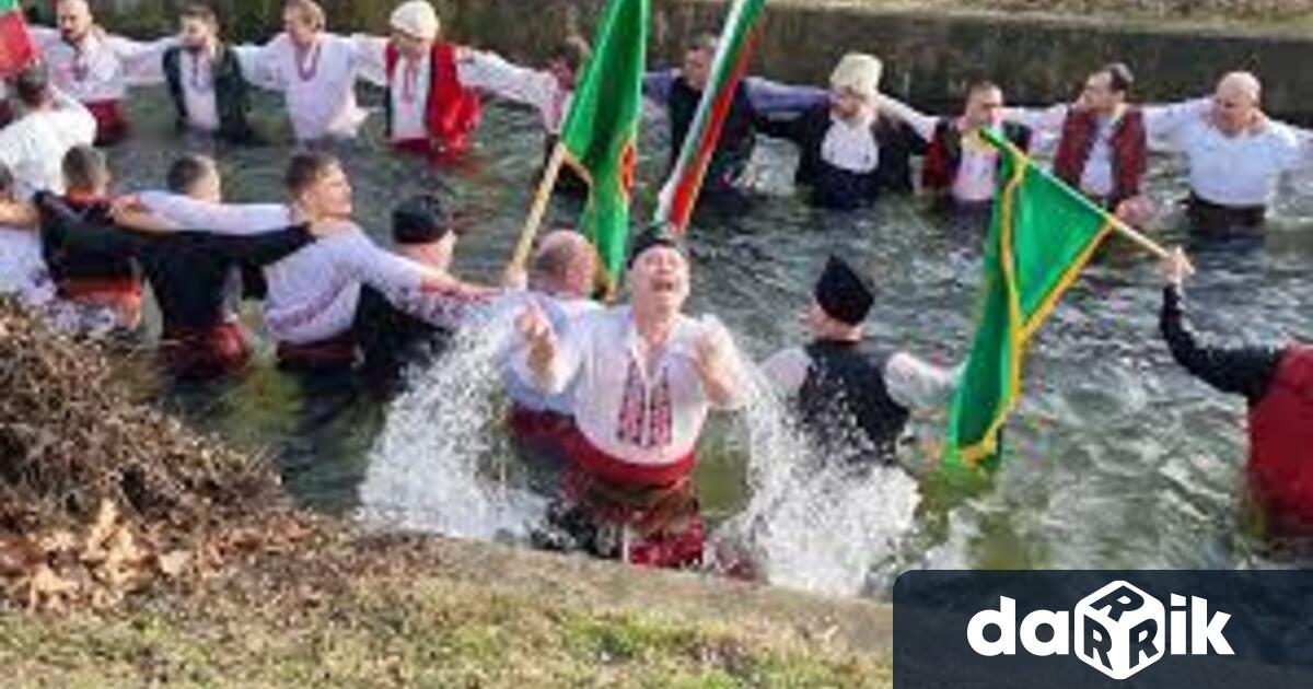 Православната църква празнува Богоявление – Йордановден който е един от