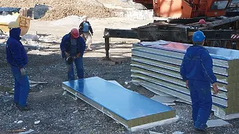 На 30-ти декември започва въвеждането на петдневна работна седмица в България