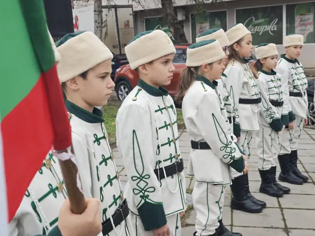 Плевен почете 178-ата годишнина от рождението на Ботев