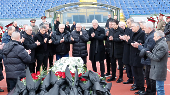 Пеневата чета отдаде последна почит на Старшията (ВИДЕО)