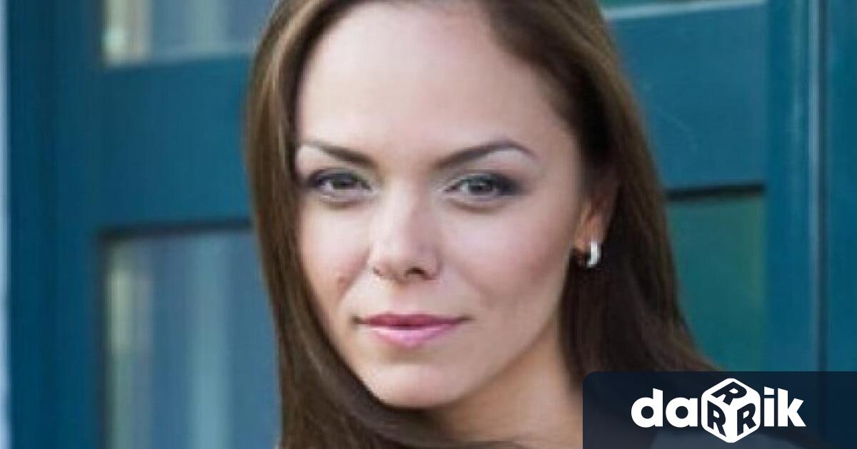 Почти в края на годината актрисата Йоанна Темелкова кани близки