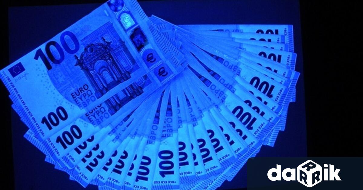 Трима души са арестувани за придобиване и разпространение за придобиване