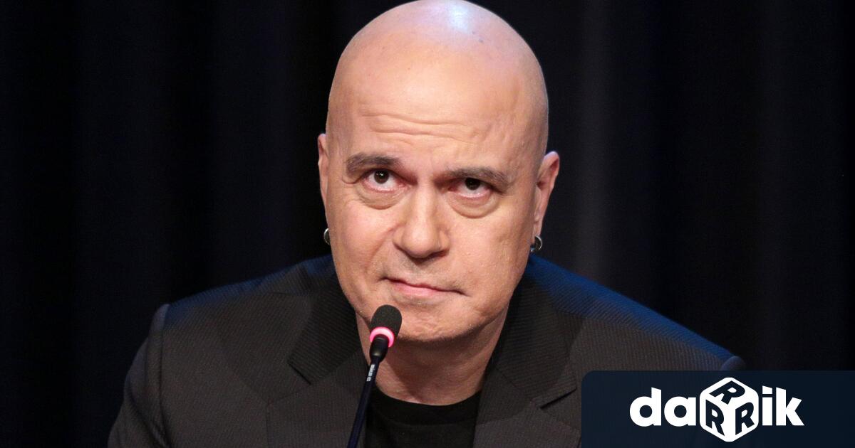 Лидерът на Има такъв народ Слави Трифонов изненада последователите си