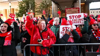 15 000 медицински сестри предизвикаха най-голямата стачка в историята на Ню Йорк