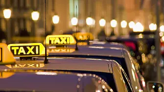 Стачка спря таксиметровите превози в Атина