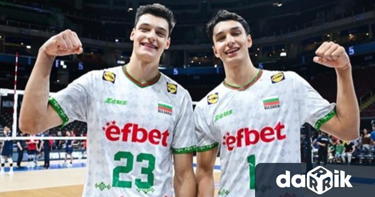 Световните вицешампиони с България Александър Николов и Симеон Николов от