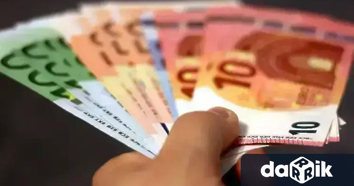 Над 30 милиона лева вече са обменени в евро през