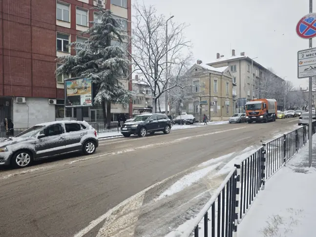 Улиците в Плевен и участъците от общинската пътна мрежа са проходими при зимни условия
