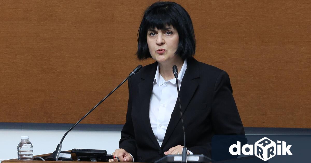 С декларация на парламентарната група Величие започна днешното пленарно заседание