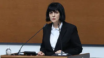 „Величие” настоя за връщане на старите конституционни разпоредби, свързани с правомощията на президента 