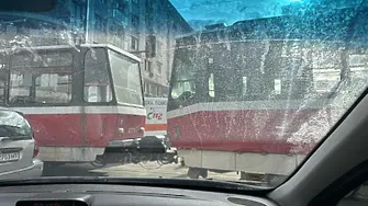 Трамвай блъсна дете в София