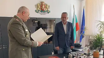 Удостоиха Чавдар Божурски с почетен медал „140 години от Сръбско-българската война“