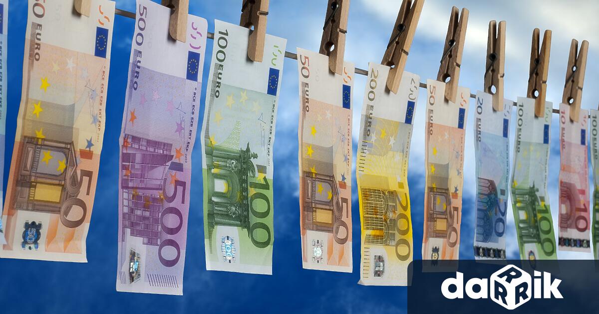 Поредни два случаи на пласиране на фалшиви евробанкноти са регистрирани