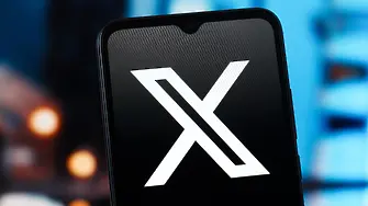 Социалната мрежа X се срина