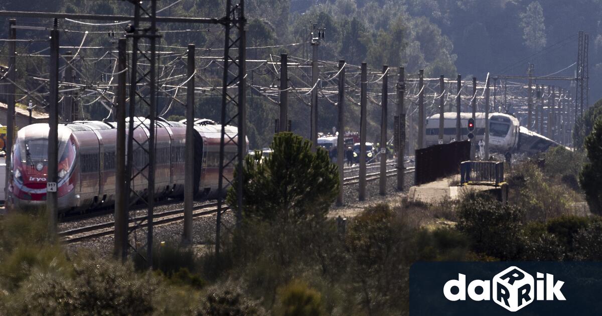 Синдикатът на испанските машинисти е предупредил жп оператора ADIF за