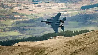 Американски военни самолети на NORAD пристигат в Гренландия