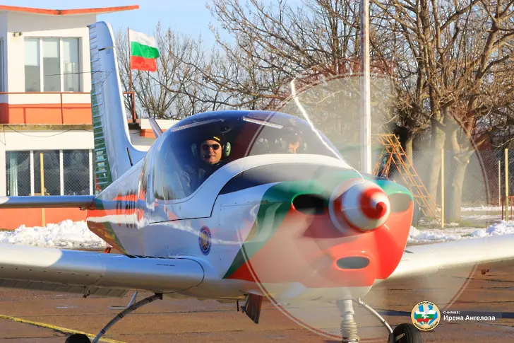 В 12-та Авиационна база поставиха начало на летателната дейност за 2026 г.