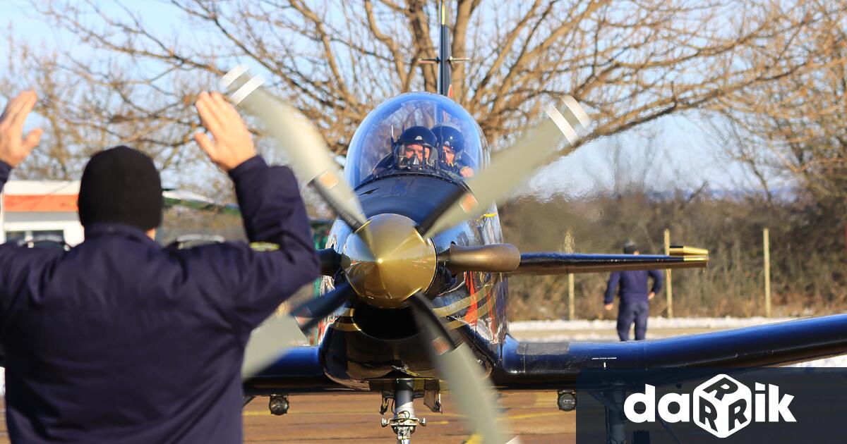 На 15 ти януарис командирски полети беше поставено началото на