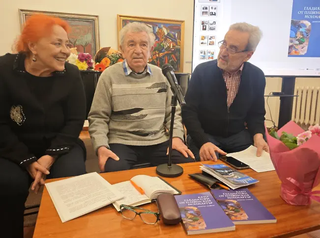 Книга на журналиста Димитър Стойков разказва за над 50 майстори на четката, чието име остава завинаги свързано с Плевен/СНИМКИ/