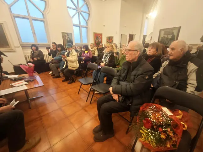 Книга на журналиста Димитър Стойков разказва за над 50 майстори на четката, чието име остава завинаги свързано с Плевен/СНИМКИ/