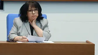 Теменужка Петкова обяви, че заплатите в обществения сектор ще се повишат с 5%