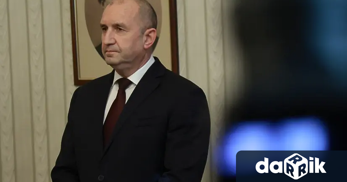 В сряда президентът Румен Радевще обяви оставката си като държавен