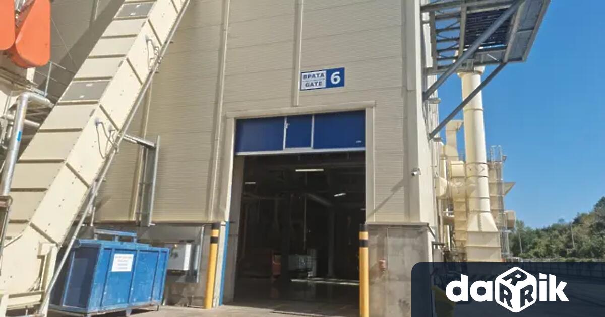 Предприятието Кроношпан във Велико Търново започна ефективно спиране на линията