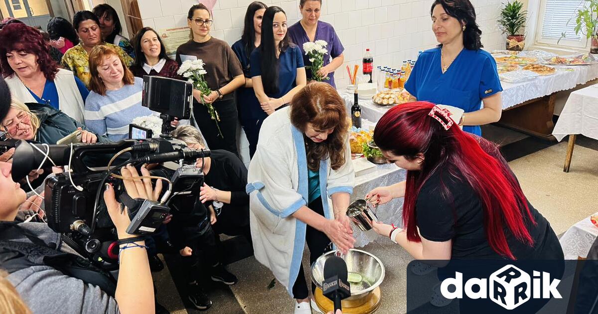 По повод Бабинден Община Враца поздрави всички лекари акушер гинеколози