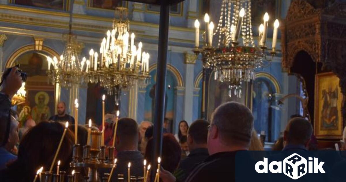 На 21 януари Българската православна църква чества тържествено паметта на