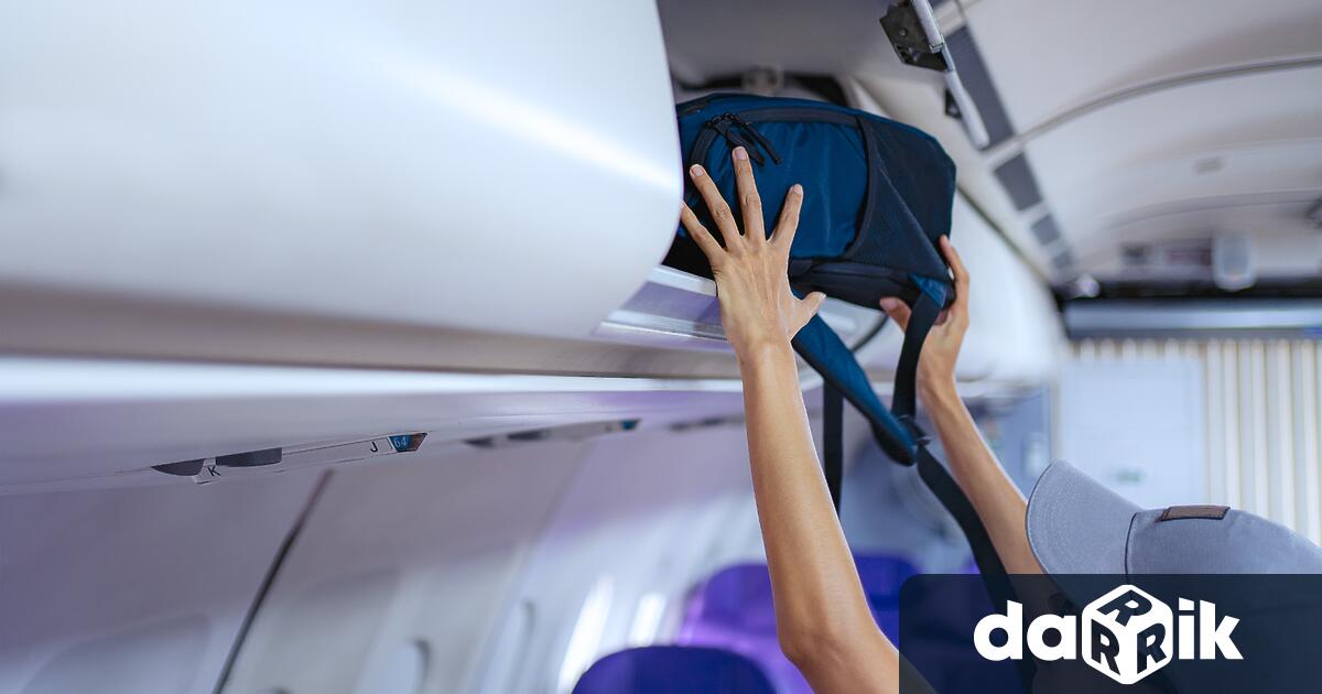 Европейският парламент ЕП иска пътниците в самолетите да имат право
