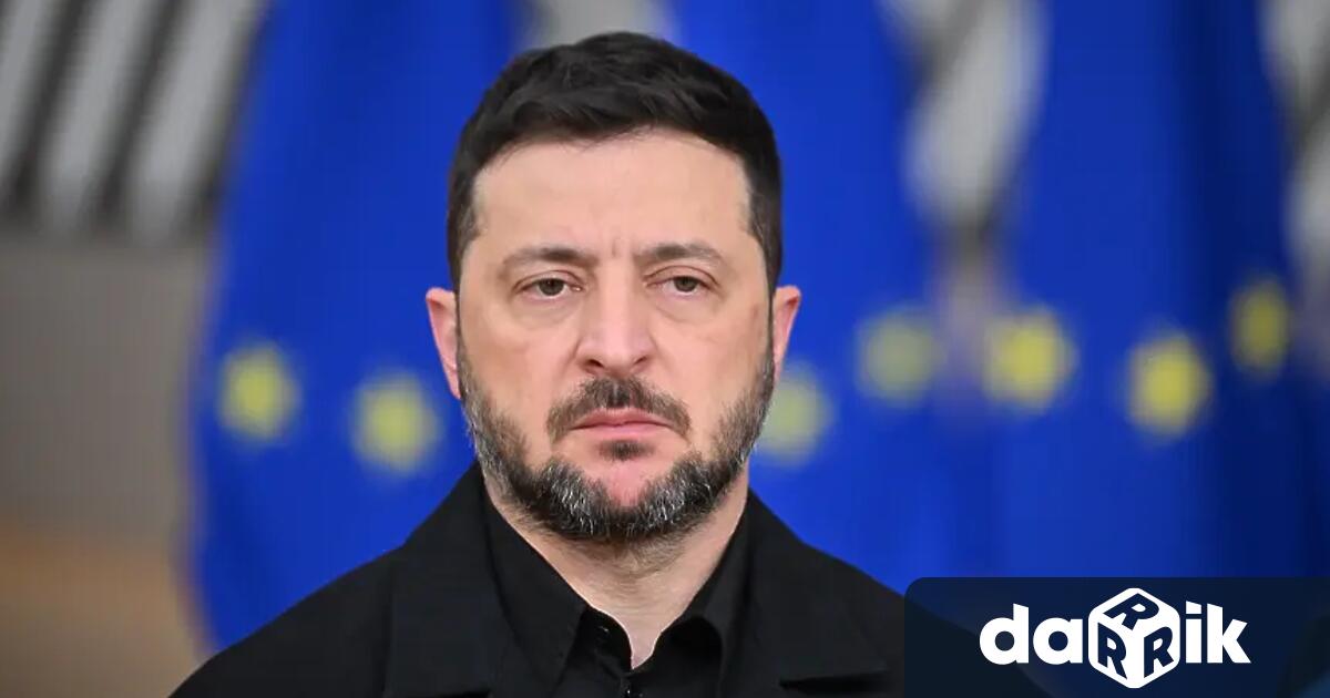 Украинският президент Володимир Зеленски заяви че около 4000 сгради в