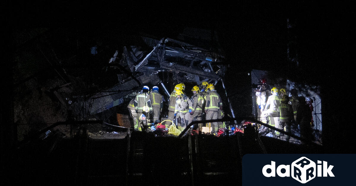 Машинист на влак е загинал а най малко 14 души