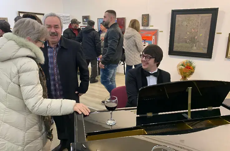 Изложба „Картината“ от колекцията на бизнесмена и колекционер Васил Антонов представя Арт център - Плевен/ГАЛЕРИЯ/