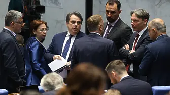 Заседанието на Народното събрание беше закрито заради липса на кворум