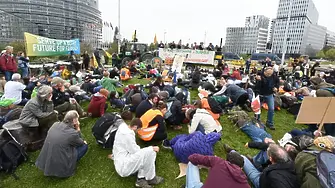 Втори ден продължава големия земеделски протест в Страсбург