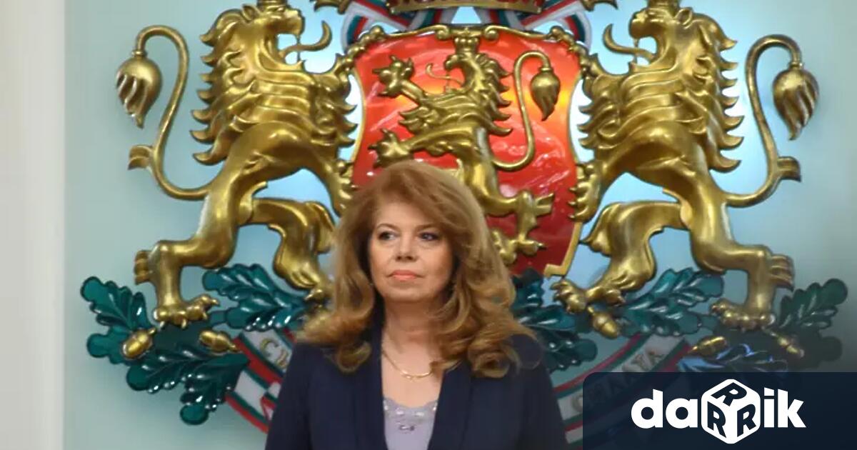 Конституционният съд се произнесе с решение че пълномощията на президента