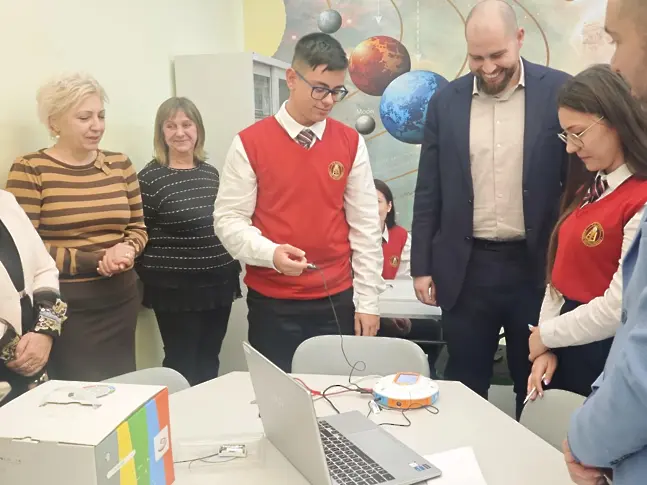 STEM център по природни науки, изследвания и иновации отвори врати в ПГ по туризъм в Плевен