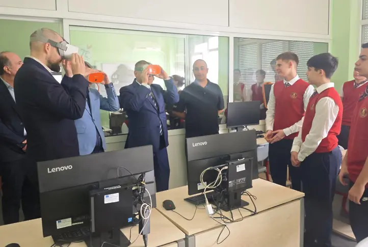 STEM център по природни науки, изследвания и иновации отвори врати в ПГ по туризъм в Плевен