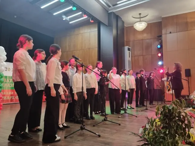 120 години от основаването си отпразнува Начално училище „Патриарх Евтимий“ - Плевен 