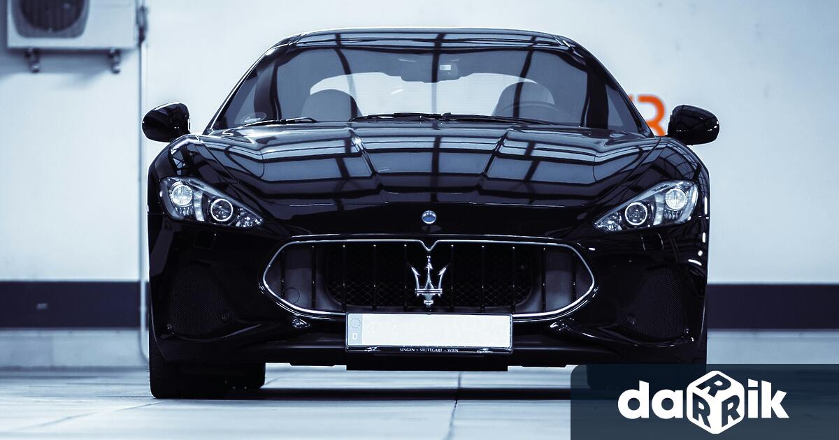 Когато предното стъкло се напука или е надраскано идва големият