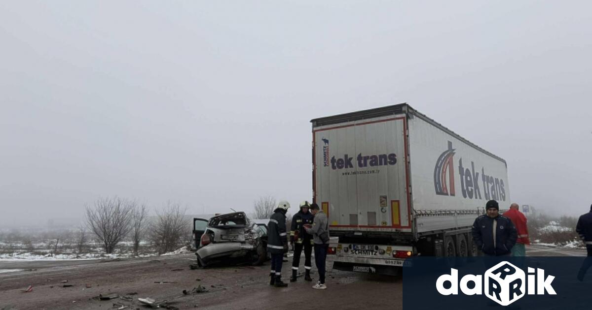 Инцидентът е станал по обяд на околовръстния път на града