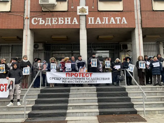  Николай Попов: Борим се за правдивост с една продънена система, в която господстват корумпирани съдии, прокурори, движимости лица, юристи и всевъзможни сходни 