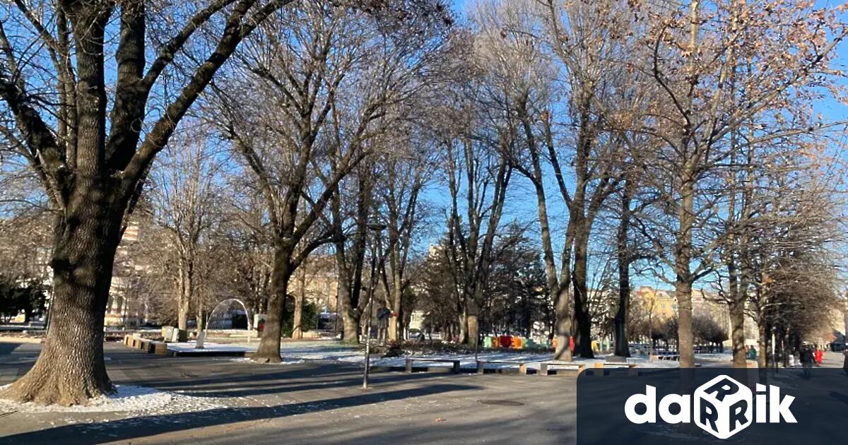 В петък преди обед навсякъде ще преобладава облачно време В