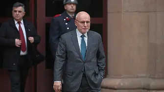 Димитър Радев след срещата с Йотова: Българите дават много добър пример на политиците