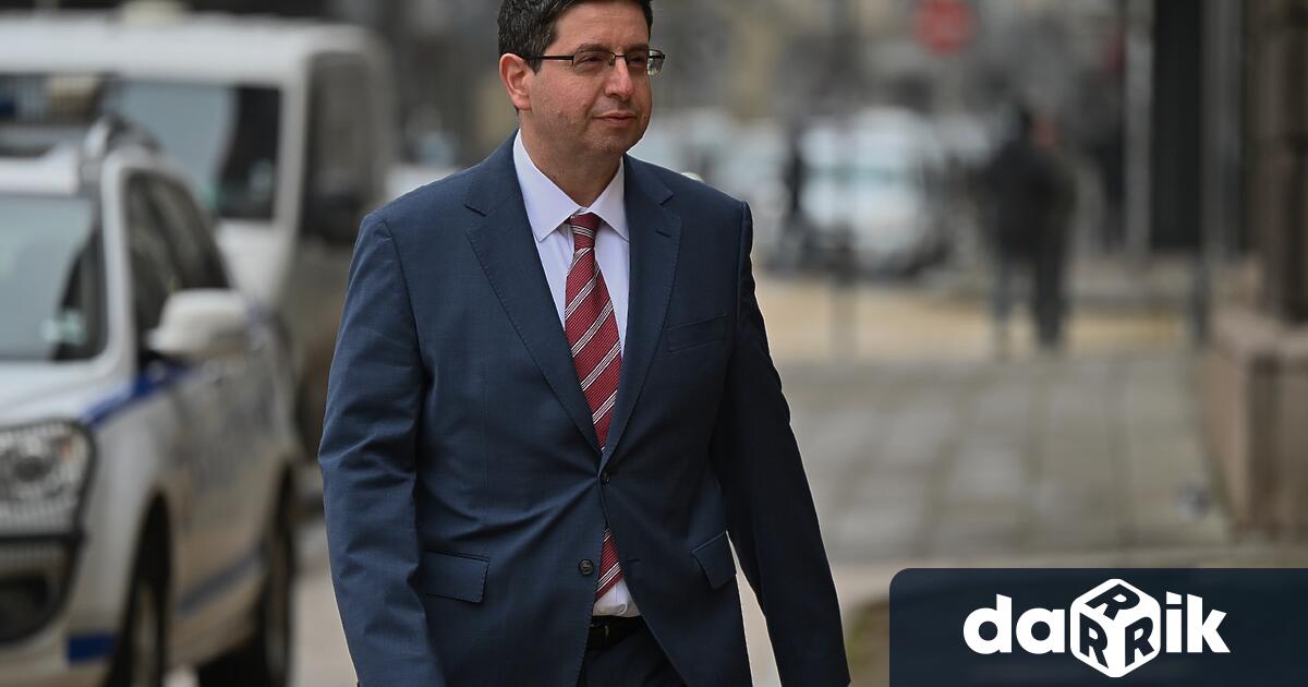 Продължават консултациите при президента Илияна Йотова за служебен премиер След