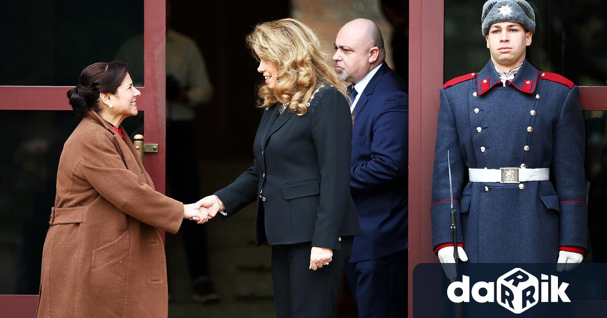 Силвия Къдрева прие да оглажи служебния кабинет Това заяви след